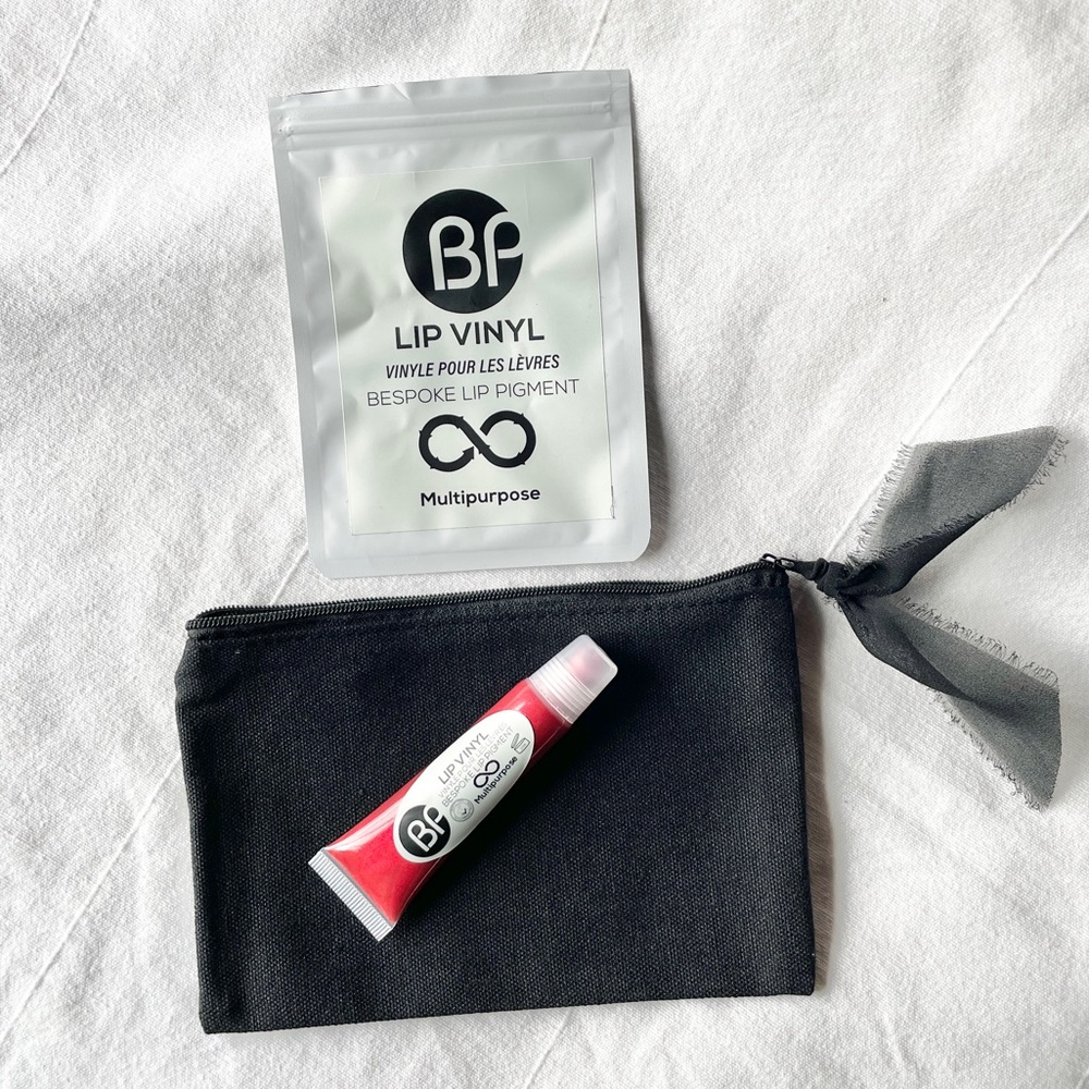 BESPOKE PRO DESIGNS | Delicate Metal Red Lip Vinyl Lip Gloss Shimmer New